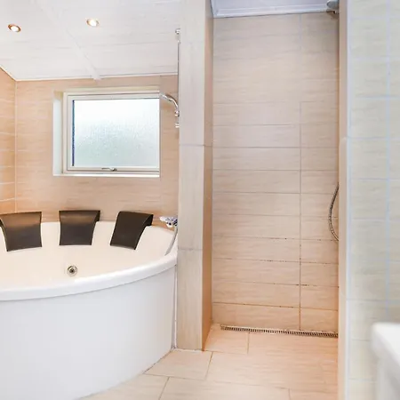 Casa vacanze 6 Bedroom In Vejers Strand