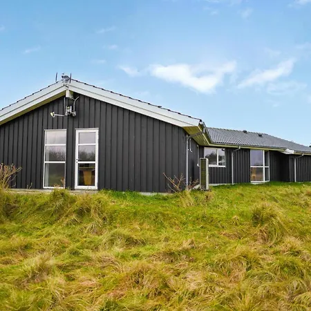 6 Bedroom In Casa vacanze *