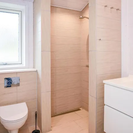 Stunning Home In Vejers Strand בית נופש *