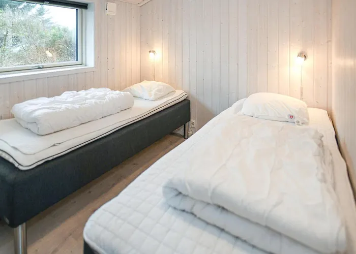 6 Bedroom In Vejers Strand